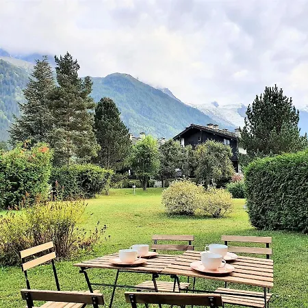 Apartment Vue Mont Blanc Avec Jardin